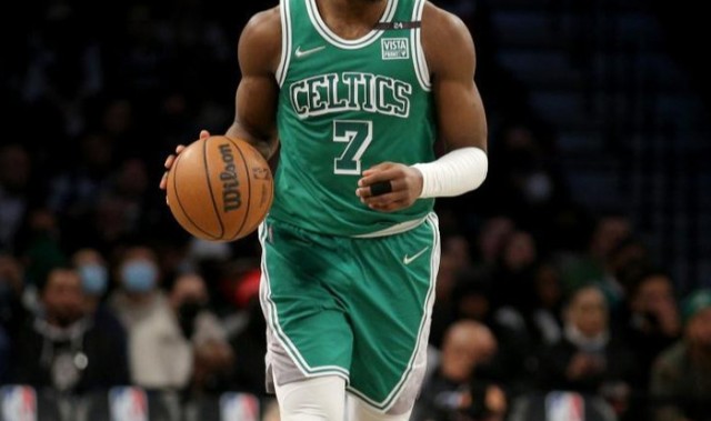 足球即时比分-杰伦布朗总得分已经达到13000分，未来还是有望突破20000分的|Basketball-Reference|波士顿凯尔特人队|杰伦·布朗|nba|赛季_新浪新闻