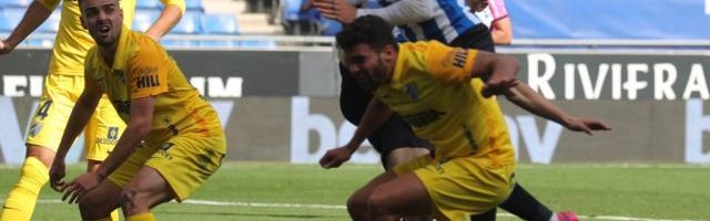 足球比赛-【西乙】武磊替补登场西班牙人3比0 下轮有望升级