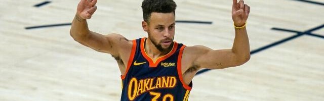 篮球即时比分-ESPN专家预测全明星：詹姆斯队四连胜 库里三分王