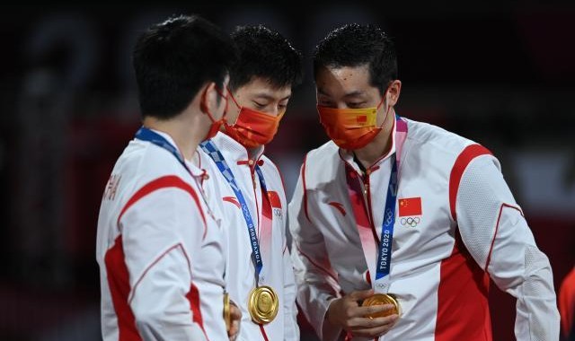 篮球比赛-6日综述：乒球田径国手再添二金 中美决战愈演愈烈